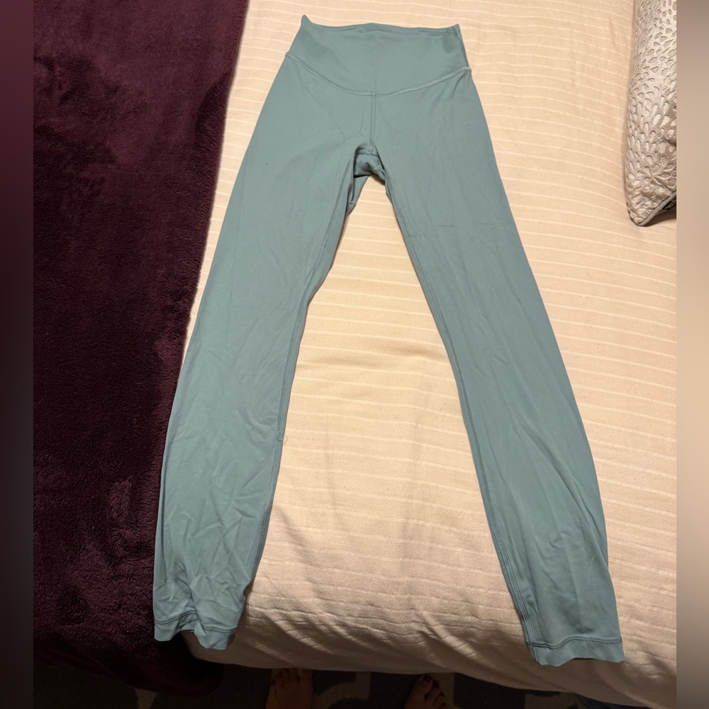 Women’s Lululemon Teal Leggings